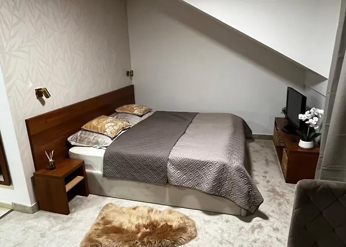 Velvet - Tatra Mountain * Vel'ka Lomnica