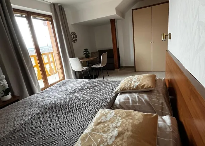 Velvet - Tatra Mountain Kakaslomnic